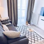 Superbe: Parking Gratuit + Wifi + Balcon 아파트 *