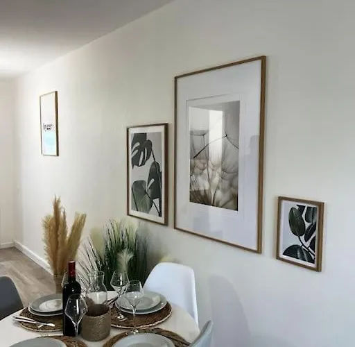 Apartment Superbe: Parking Gratuit + Wifi + Balcon Grenoble